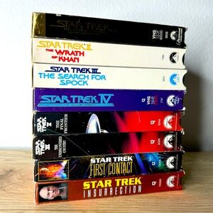 Star Trek VHS Lot Of 8 - Movies 1-6‎ and First Contact & Insurrection